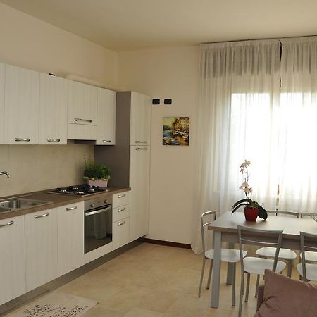 Appartamento Lago Peschiera del Garda Room photo