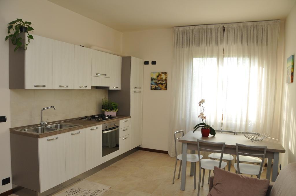 Appartamento Lago Peschiera del Garda Room photo