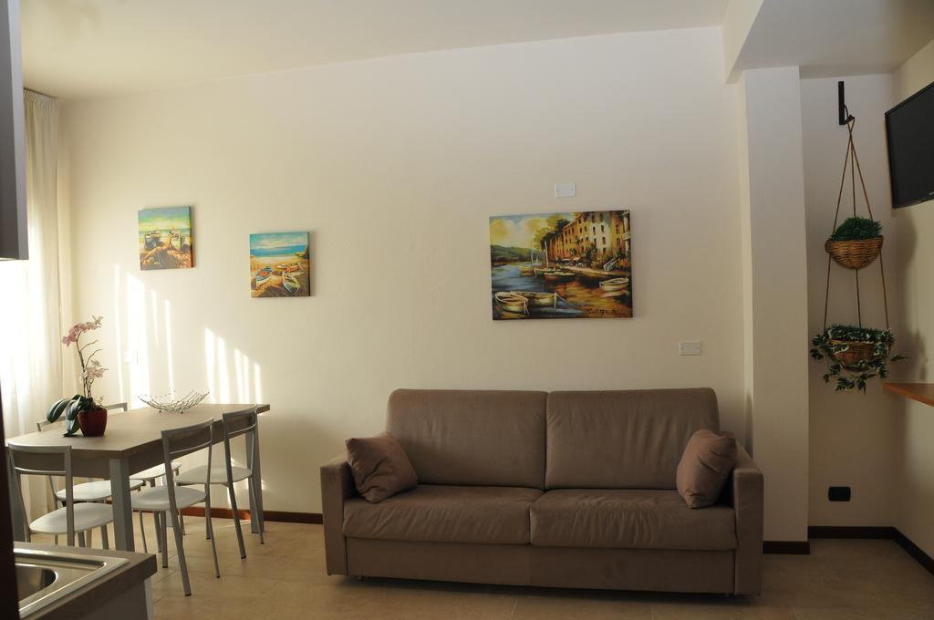 Appartamento Lago Peschiera del Garda Room photo