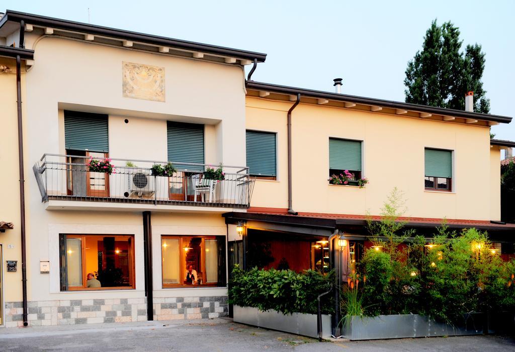 Appartamento Lago Peschiera del Garda Room photo